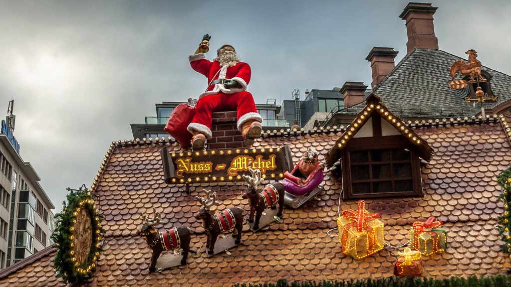 Friendly Santa - "Frankfurt Christmas Market"